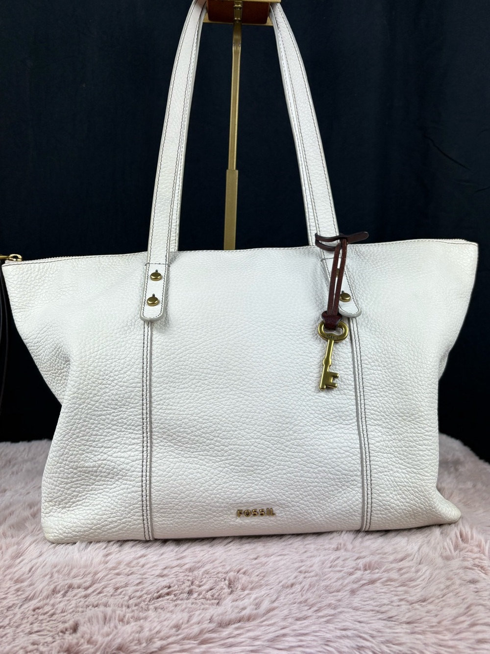 FOSSIL Jenna Large Cream Off White Pebbled Leather Zippered Shoulder Tote Bag